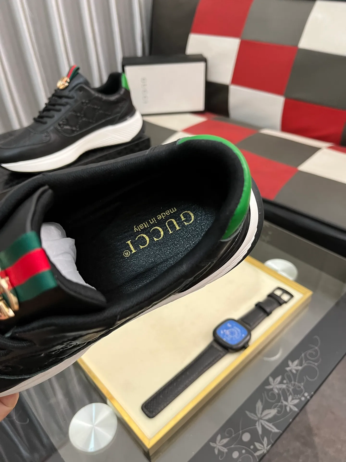 Men's shoes 💰458⌚️⌚️ (GUCCI) Gucci official website men's casual shoes synchronization style, the upper is made of cowhide with imported new brand elements Gucci, showing a good atmosphere, simple design and slip-on style, super versatile, 🐑 leather lining, air-cushion rubber outsole, size 38-442️⃣ colors available